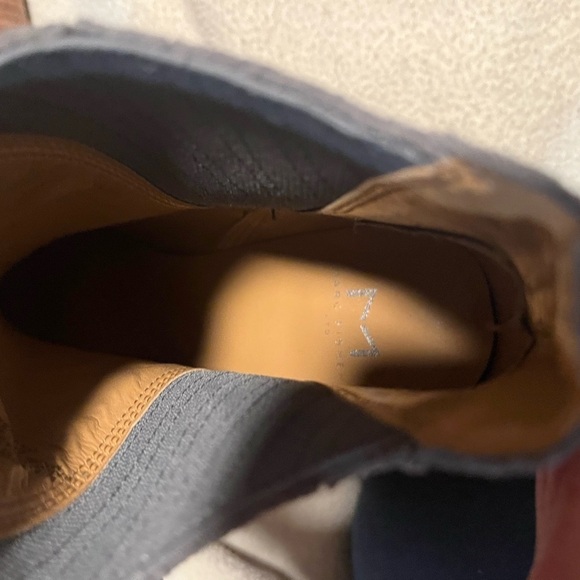 Marc Fisher Gray Suede Boots Sz 8 1/2 - Picture 9 of 14